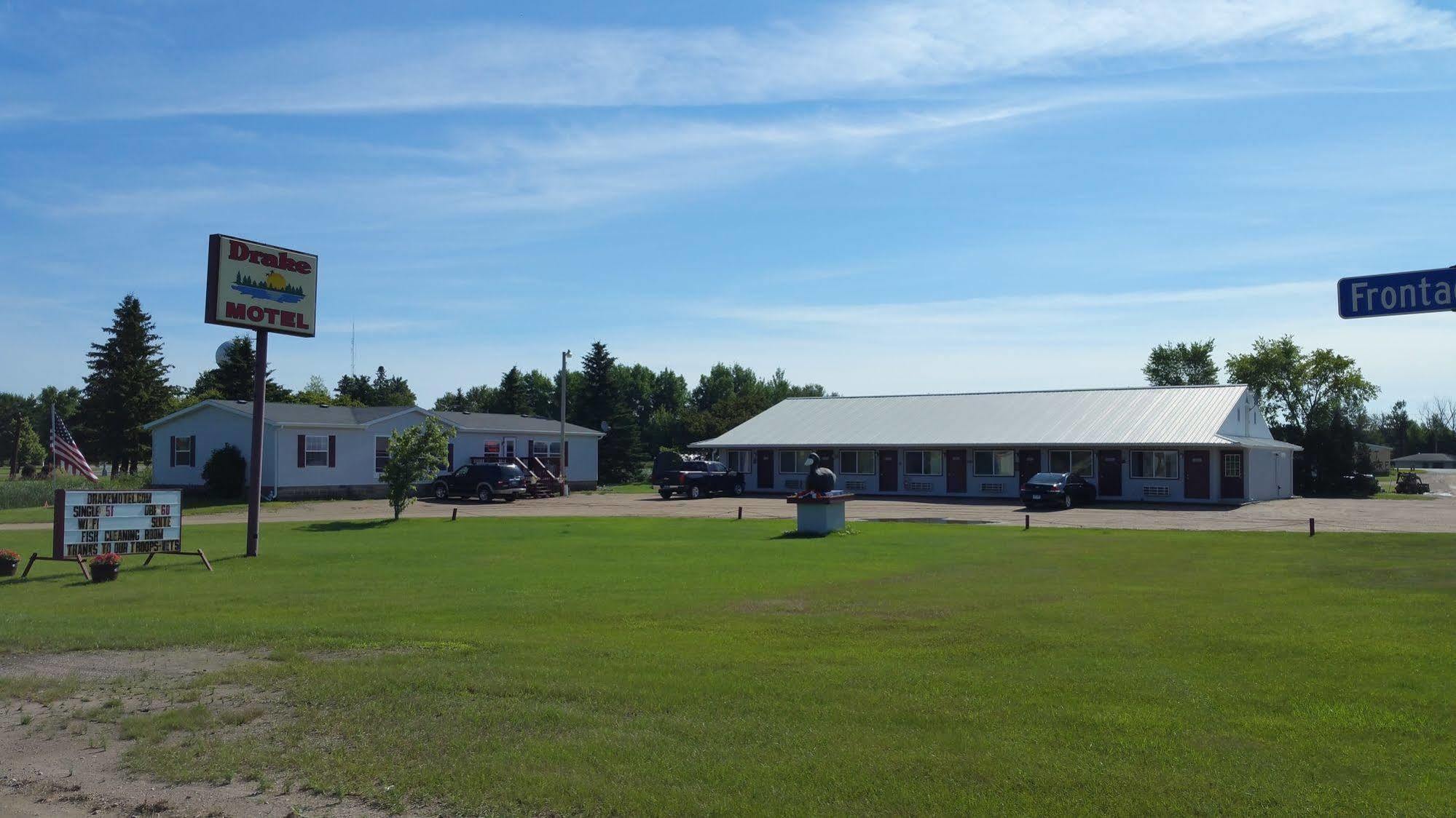 Drake Motel Blackduck Exterior photo